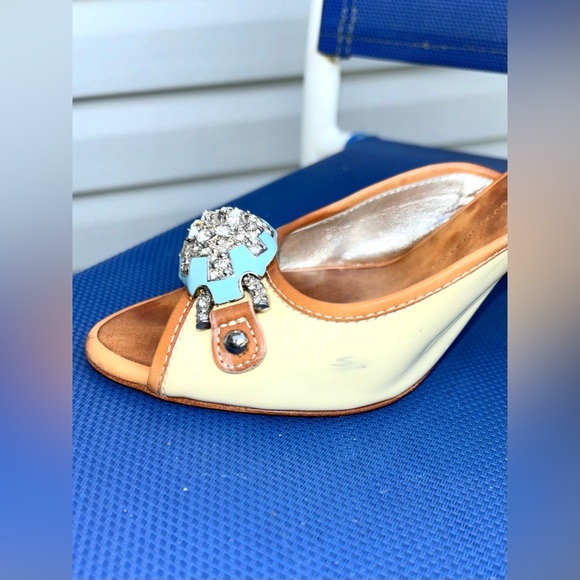 Vintage Giuseppe Zanotti Patent Leather Peep Toe Crystal Heels, Size 38 (7.5 US) - Picture 8 of 8